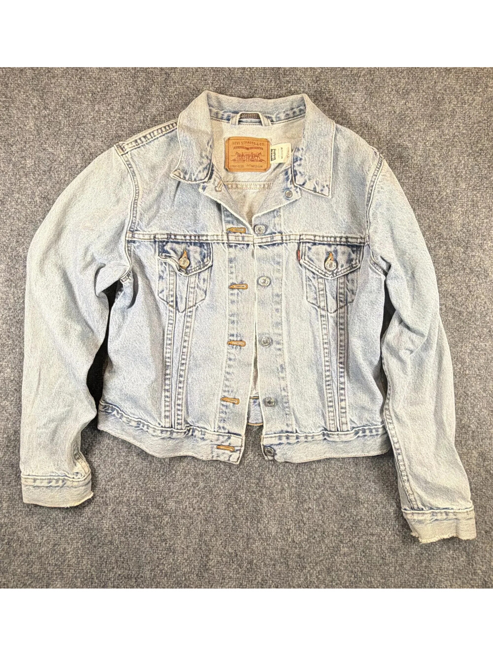Vintage 1996 Levi's 77597 Denim Trucker Jacket Made in USA